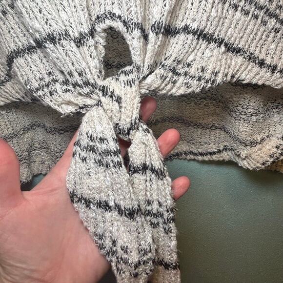 Altar'd State Striped V-Neck Tie Front Sweater Top Small Gray Blue White Knit - Picture 2 of 8